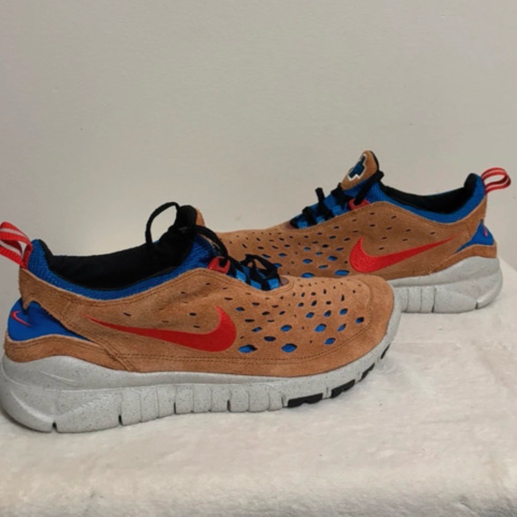 Nike Free Run Trail Brown And Blue Athletic Shoes With Red Accents